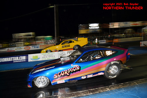 Justin Herbst - 'Scorpion' (near lane) vs 
Jade Cook - 'Nemesis' (far lane)